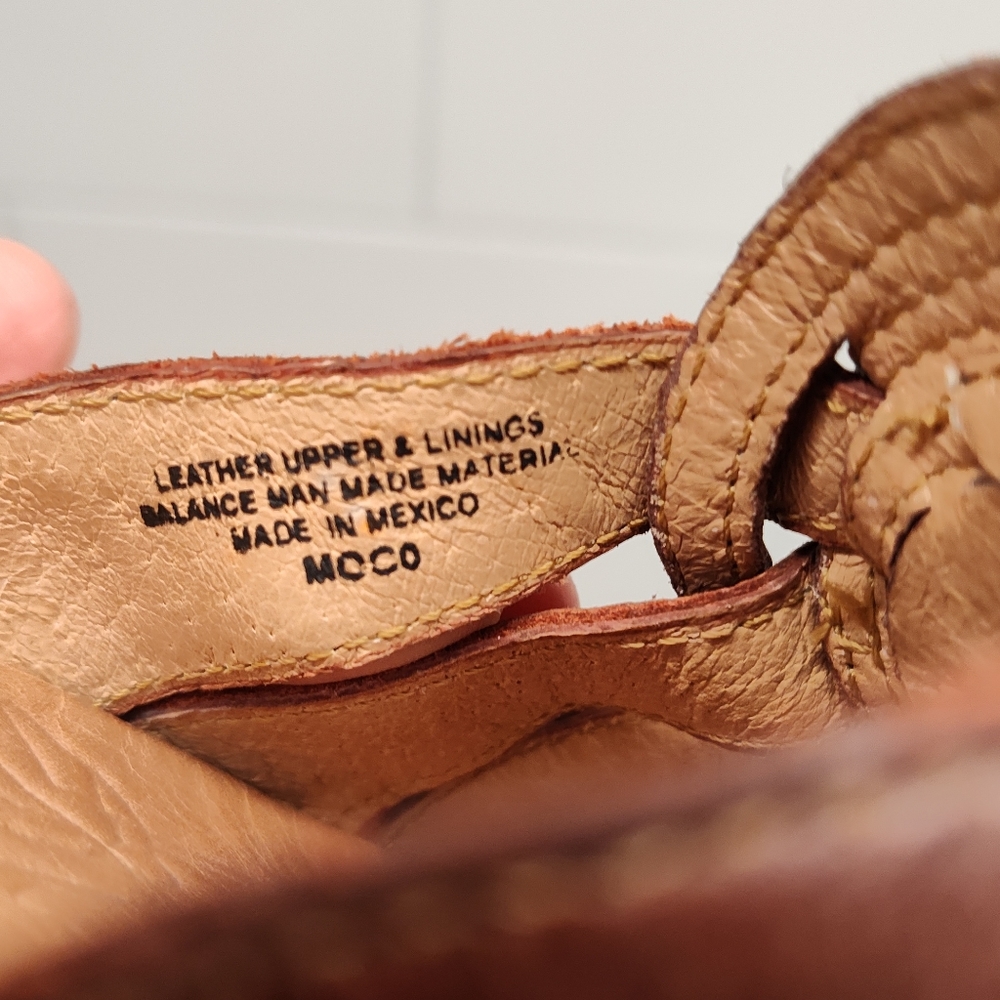 Born Women's Brown Thong Sandals W81843 6M - Picture 6 of 8
